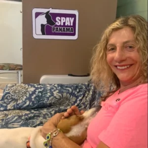 Spay Panama and Pebe