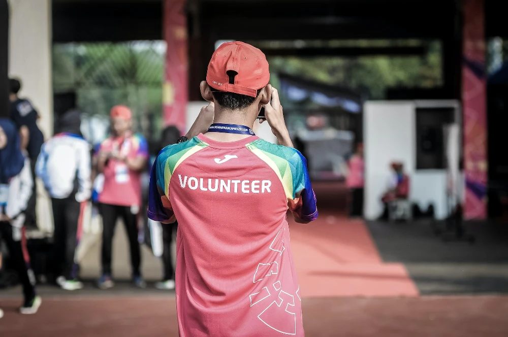 volunteer for the magic mission